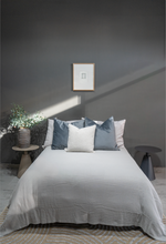 Cargar imagen en el visor de la galería, Cojín Natural Curl