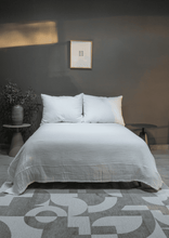 Cargar imagen en el visor de la galería, Cojín Zenith Blanco