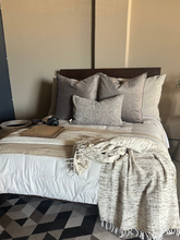 Cargar imagen en el visor de la galería, Cojín Match Desert