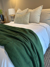 Cargar imagen en el visor de la galería, Blanket Verde Tejido de Arroz