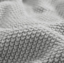 Cargar imagen en el visor de la galería, Blanket Gris Tejido de Arroz