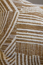 Cargar imagen en el visor de la galería, Cojín Cognac C