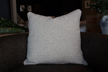 Cargar imagen en el visor de la galería, Cojín Marble G