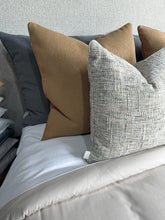 Cargar imagen en el visor de la galería, Cojín Match Sand