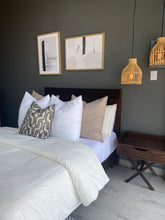 Cargar imagen en el visor de la galería, Cojín Beige Element (Tela)