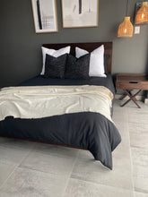 Cargar imagen en el visor de la galería, Funda de Duvet Negro