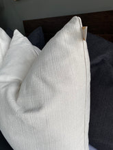 Cargar imagen en el visor de la galería, Cojín Zenith Natural