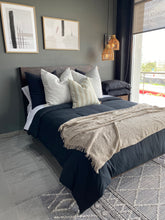 Cargar imagen en el visor de la galería, Cojín Saybrock