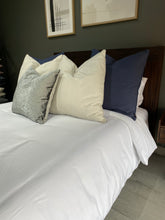 Cargar imagen en el visor de la galería, Cojín Soho Smokeblue