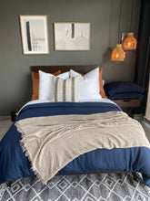 Cargar imagen en el visor de la galería, Frazada Toupe