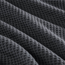Cargar imagen en el visor de la galería, Colcha Waffle Gris Oxford 100% Algodón
