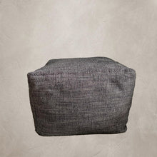 Cargar imagen en el visor de la galería, Puff Ebony W
